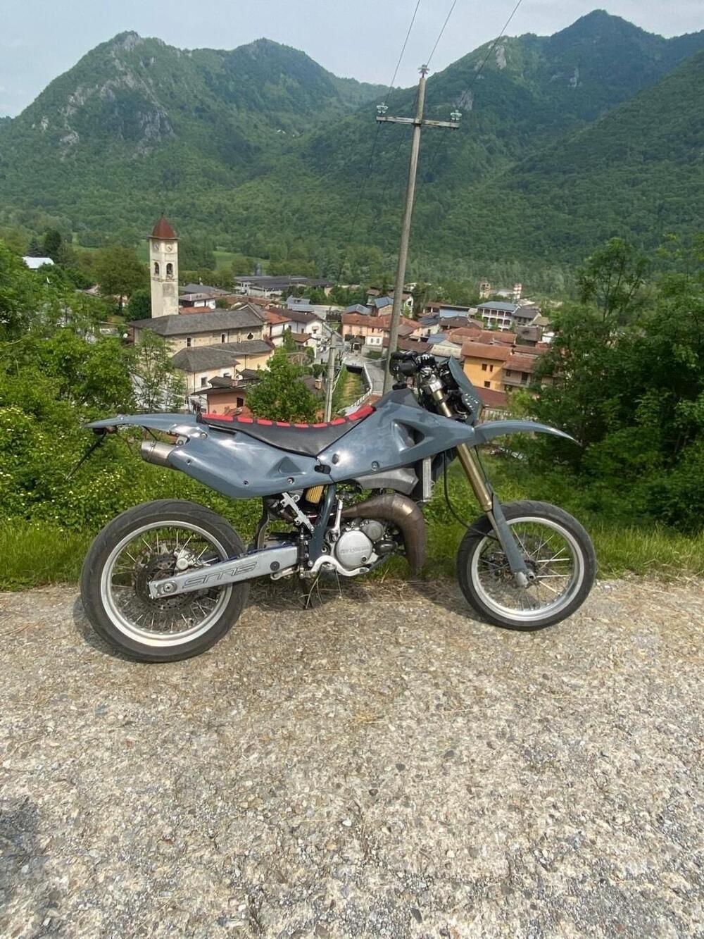 Husqvarna SMS 125 4 (2010 - 12) (2)