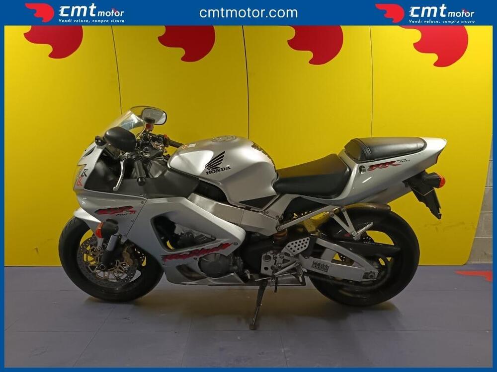 Honda CBR 900 RR Fireblade (2000 - 01) (3)