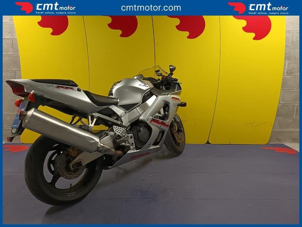 Honda CBR 900 RR Fireblade (2000 - 01) (4)