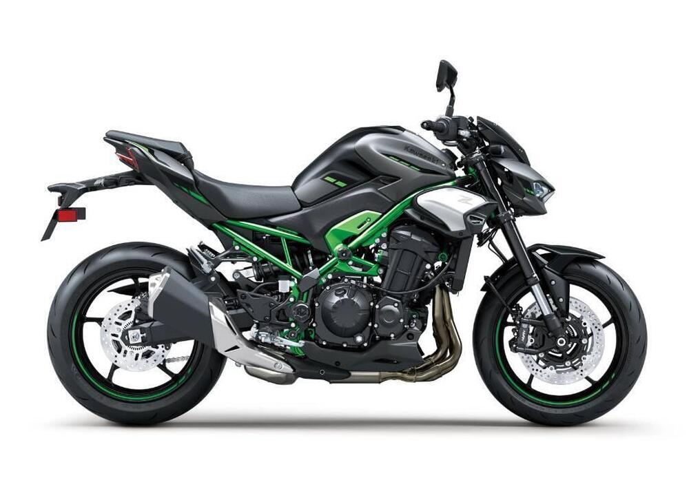Kawasaki Z 900 (2025 - 26) (3)