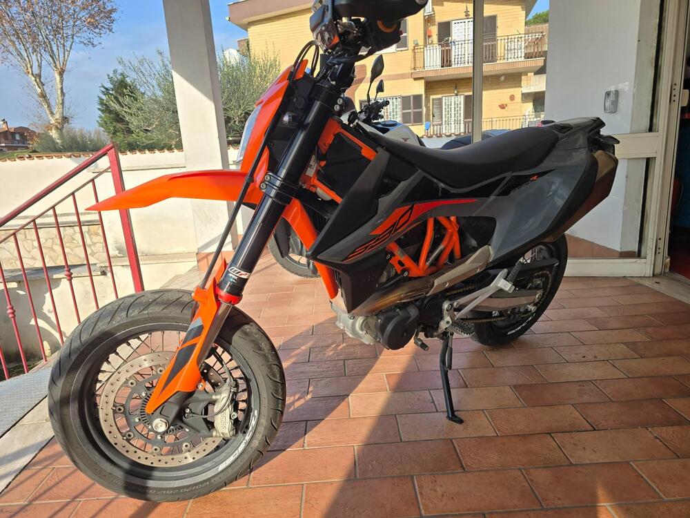 KTM 690 SMC R (2021 - 22) (4)