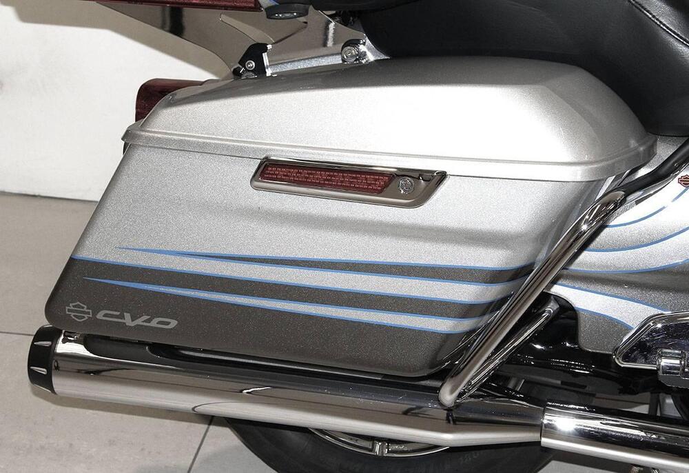 Harley-Davidson 1800 Road Glide Ultra (2014 - 16) - FLTRUSE (6)