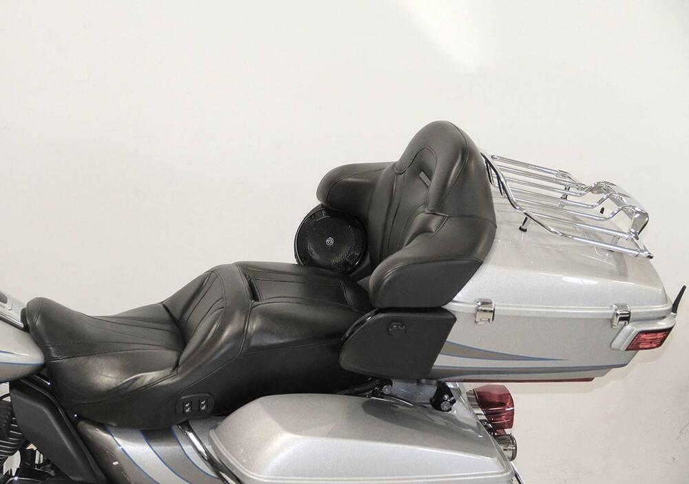 Harley-Davidson 1800 Road Glide Ultra (2014 - 16) - FLTRUSE (13)