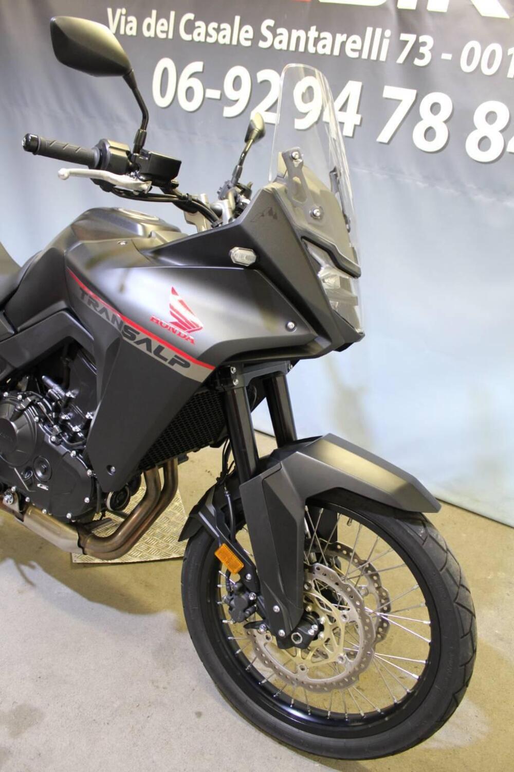 Honda Transalp XL750 (2023 - 24) (8)