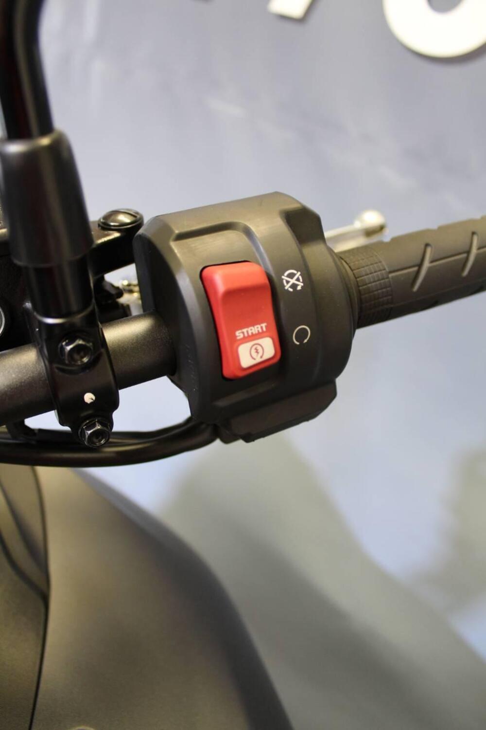 Honda Transalp XL750 (2023 - 24) (10)