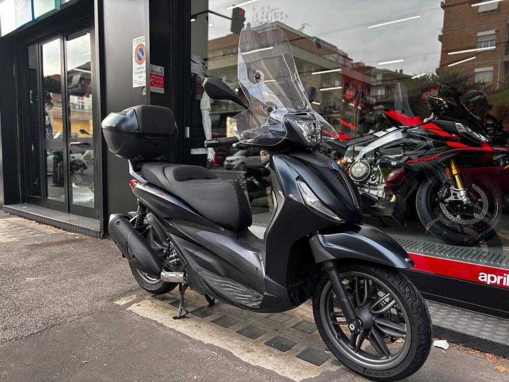 Piaggio Beverly 300 S ABS-ASR (2021 - 25) (3)