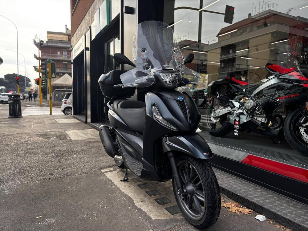 Piaggio Beverly 300 S ABS-ASR (2021 - 25) (4)