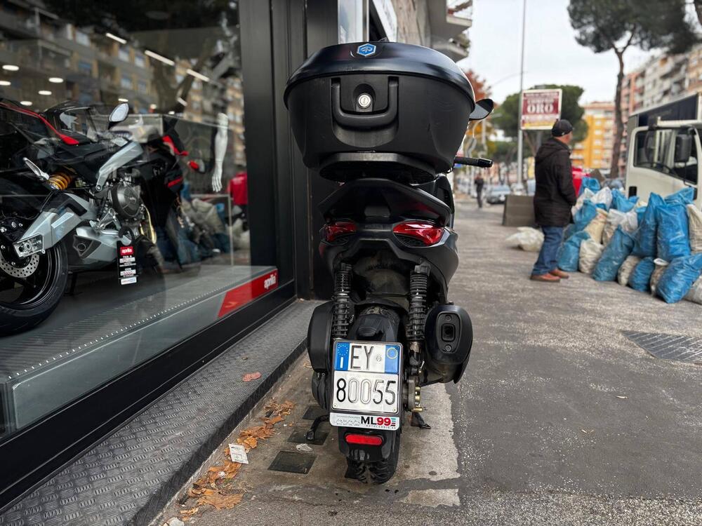 Piaggio Beverly 300 S ABS-ASR (2021 - 25) (11)