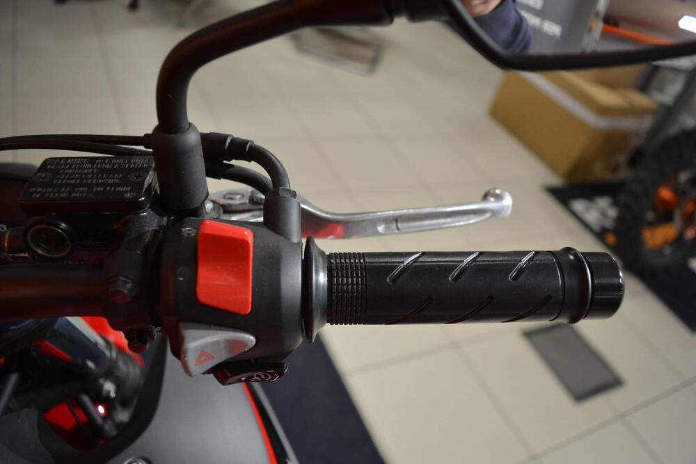 Honda CB 500 F (2022 - 23) (12)