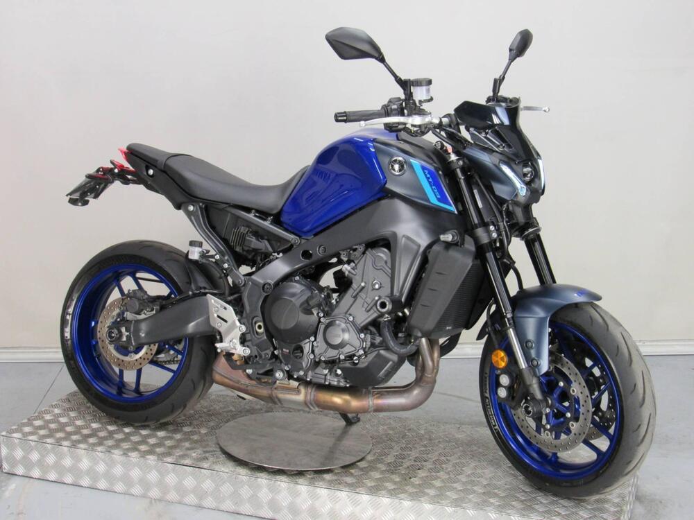 Yamaha MT-09 (2021 - 23) (2)