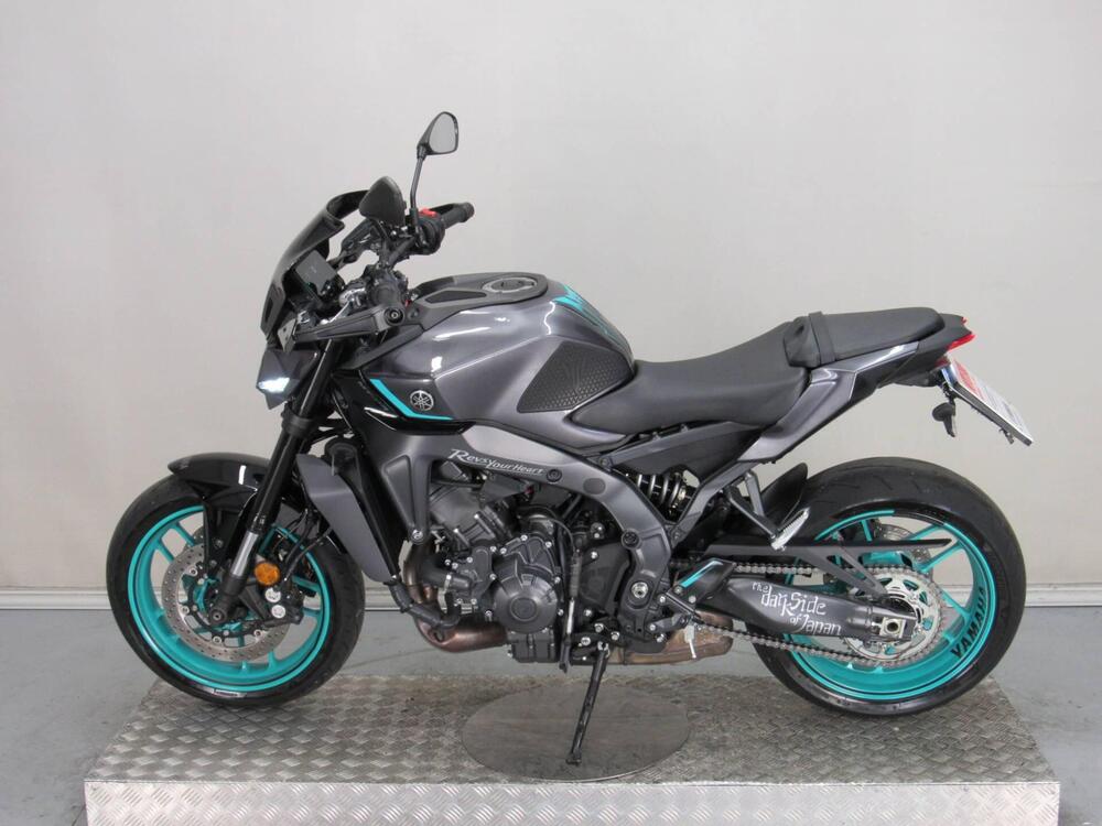 Yamaha MT-09 (2024 - 25) (4)