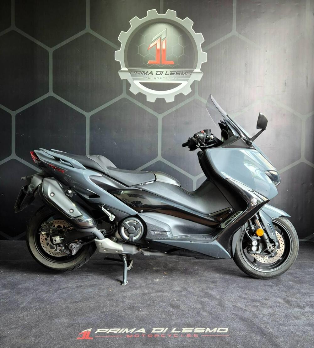 Yamaha T-Max 560 Tech Max (2021) (2)