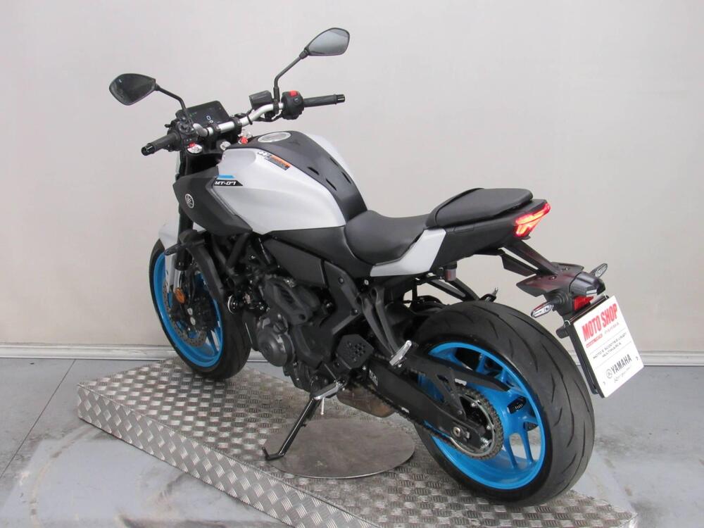 Yamaha MT-07 Y-AMT (2025) (5)