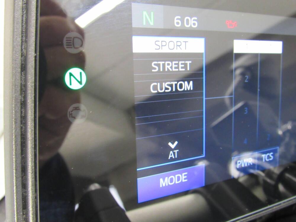 Yamaha MT-07 Y-AMT (2025) (13)