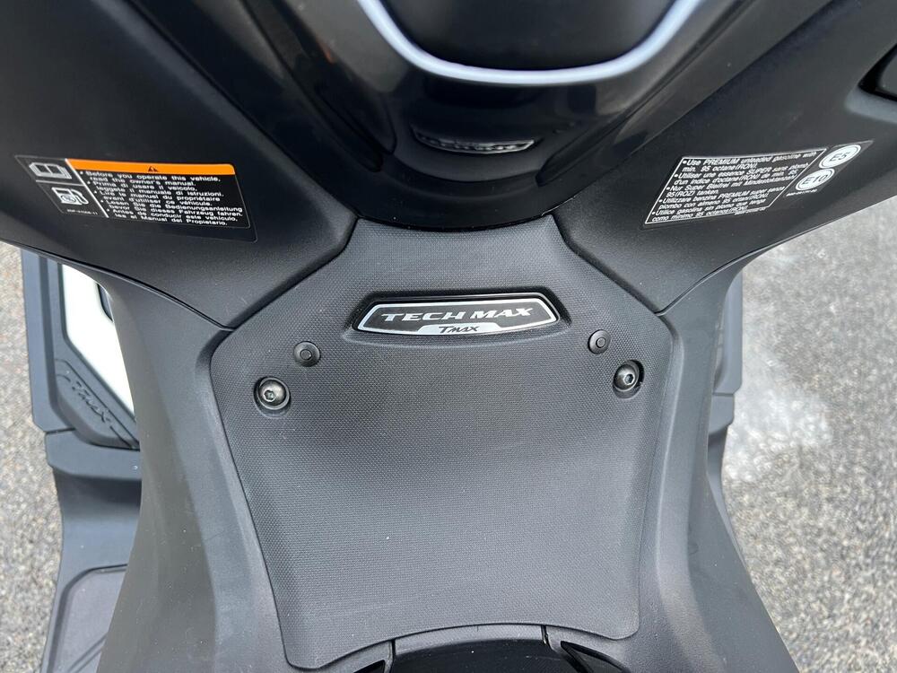 Yamaha T-Max 560 Tech Max (2022 - 24) (8)