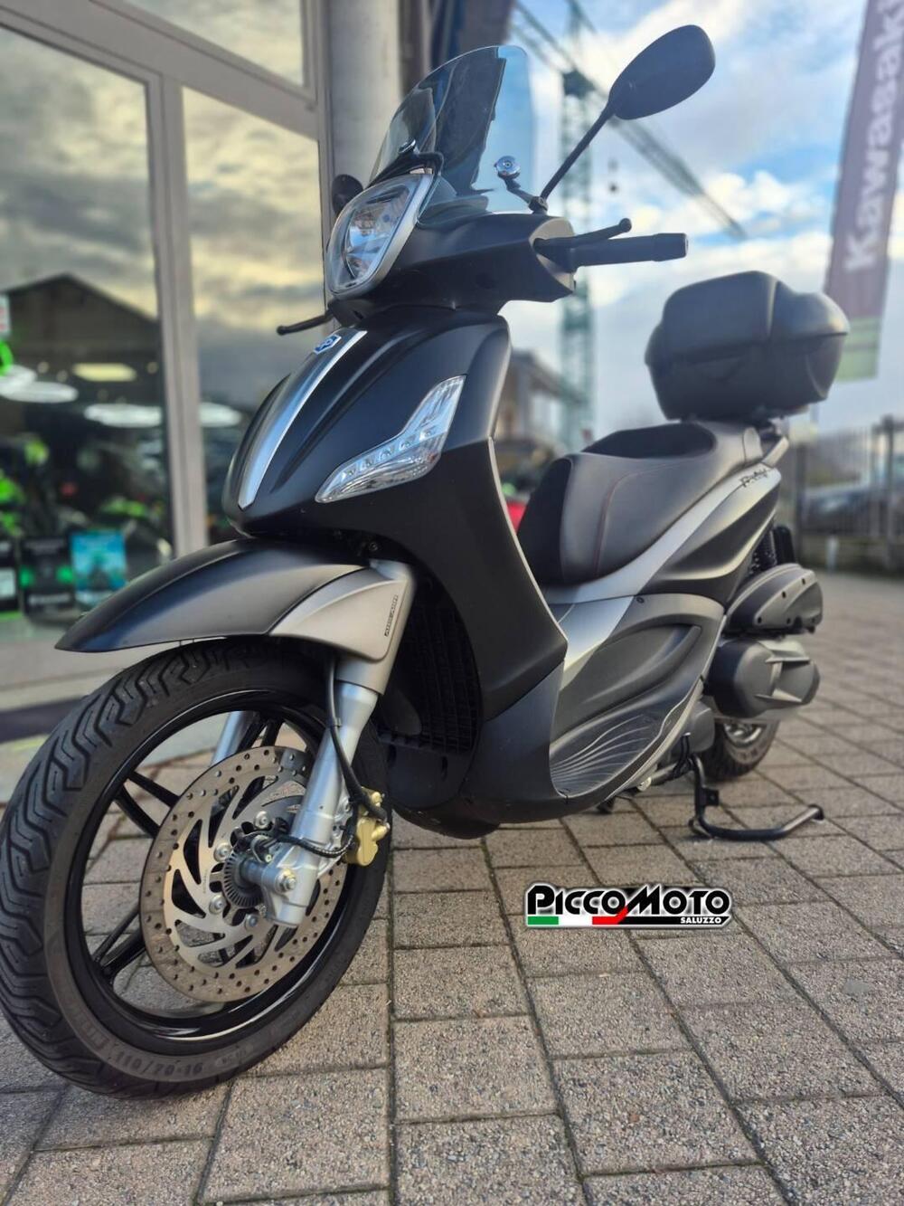 Piaggio Beverly 350 SportTouring ie (2011 - 15) (4)
