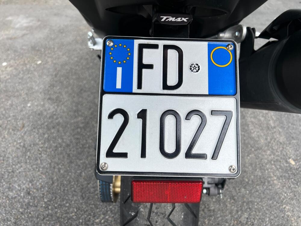 Yamaha T-Max 560 Tech Max (2022 - 24) (10)