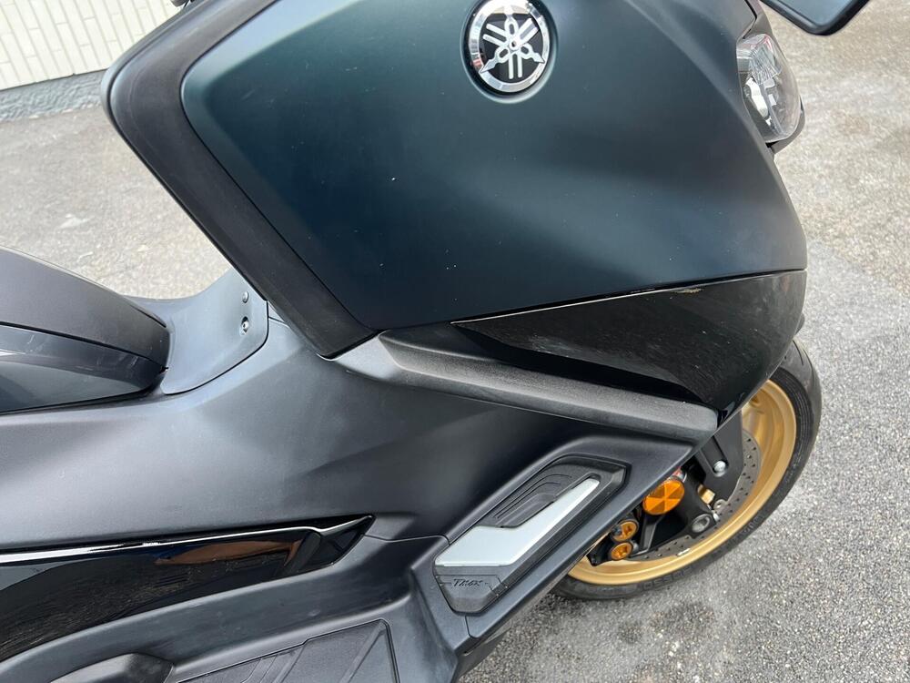 Yamaha T-Max 560 Tech Max (2022 - 24) (14)