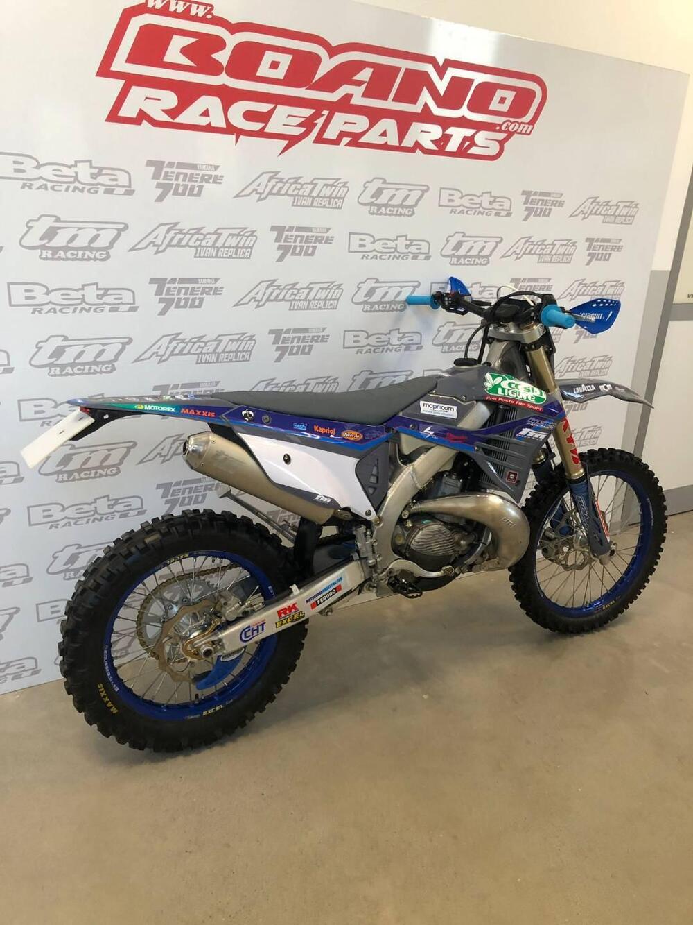 Tm Moto EN 300 Fi ES 2T (2025) (3)