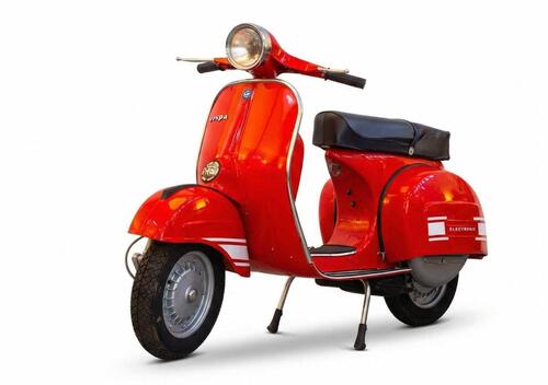 Piaggio Vespa 200 E