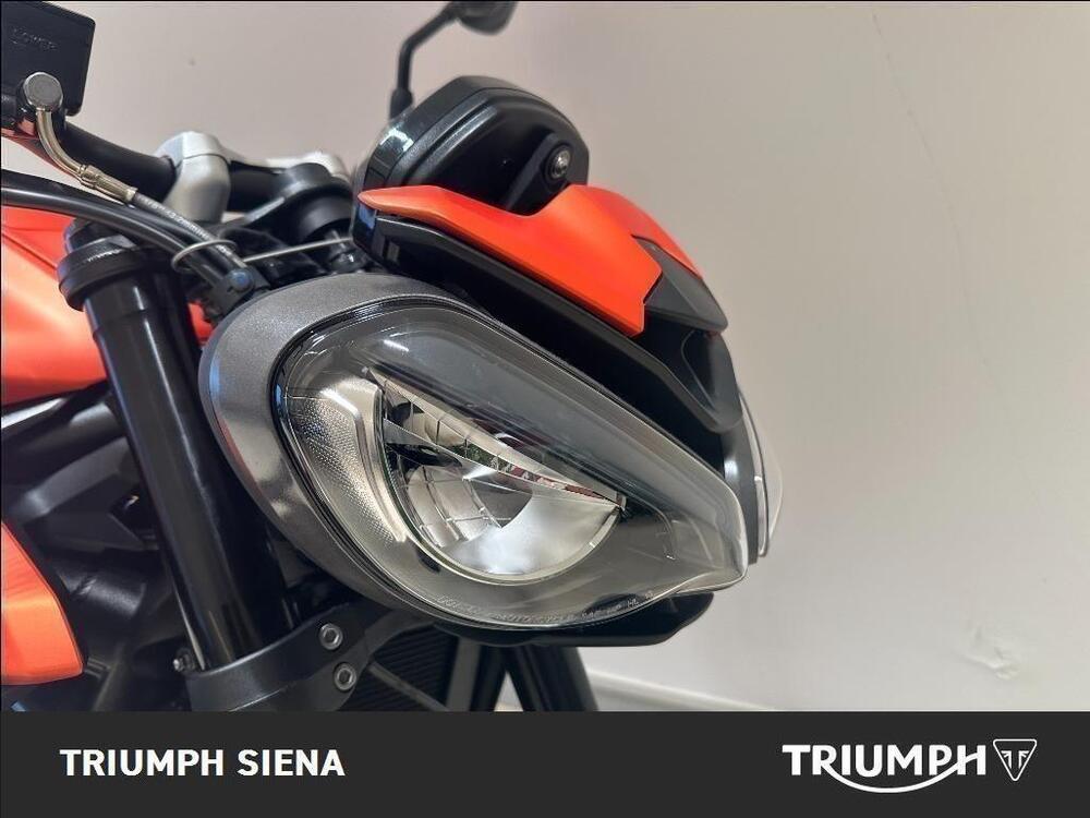 Triumph Street Triple 765 R (2023 - 25) (8)