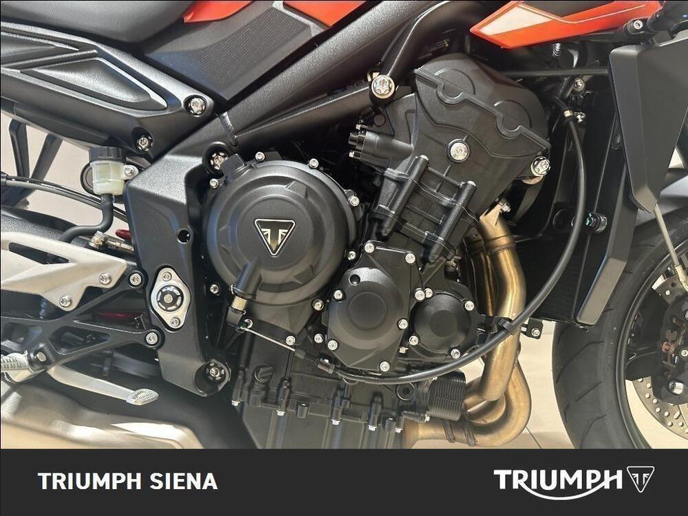 Triumph Street Triple 765 R (2023 - 25) (6)