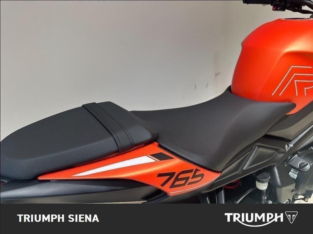 Triumph Street Triple 765 R (2023 - 25) (12)