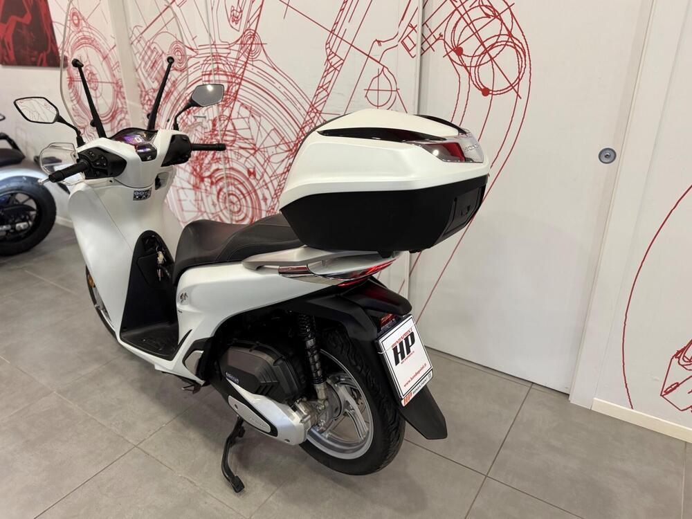 Honda SH 150i (2020 - 23) (16)