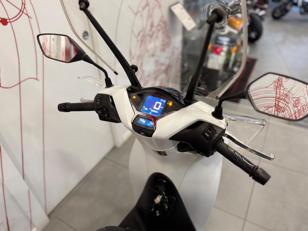 Honda SH 150i (2020 - 23) (8)