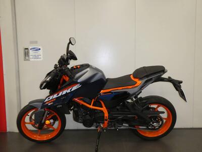 KTM 390 Duke (2024 - 26) usata