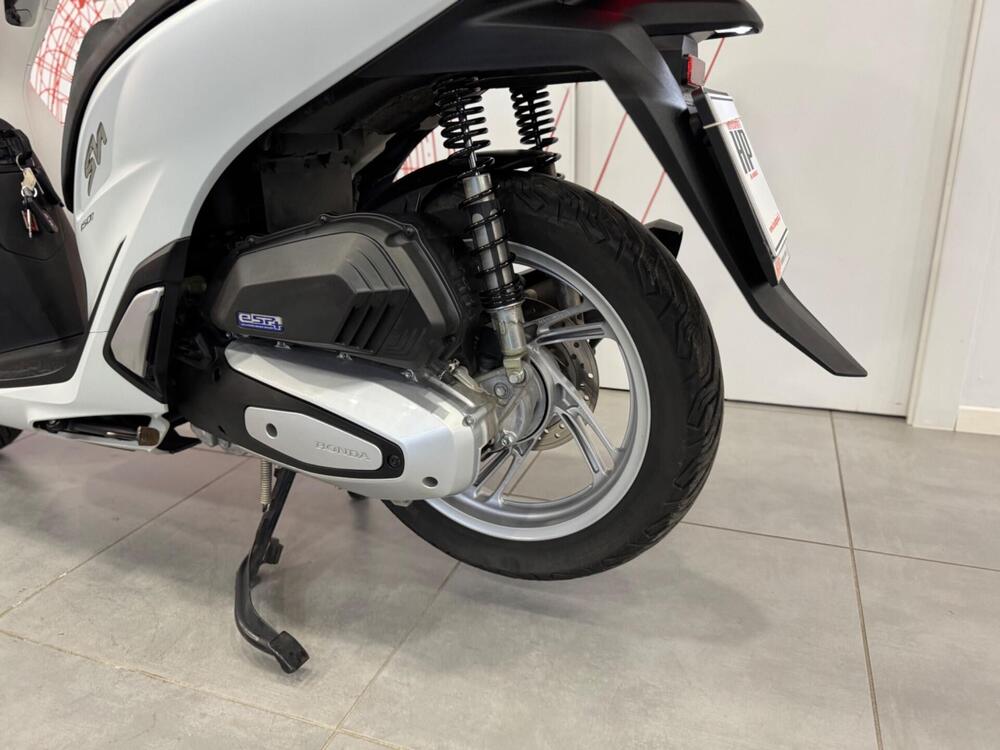 Honda SH 150i (2020 - 23) (15)