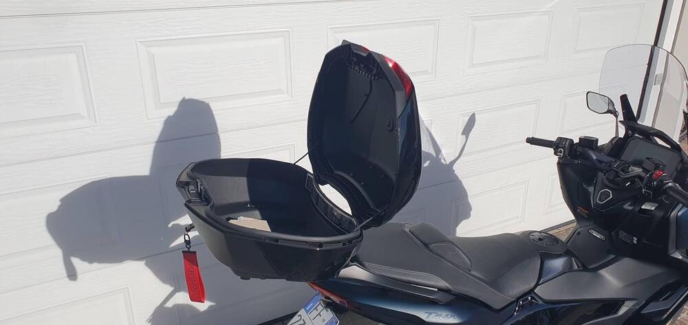 Yamaha T-Max 560 Tech Max (2022 - 24) (6)