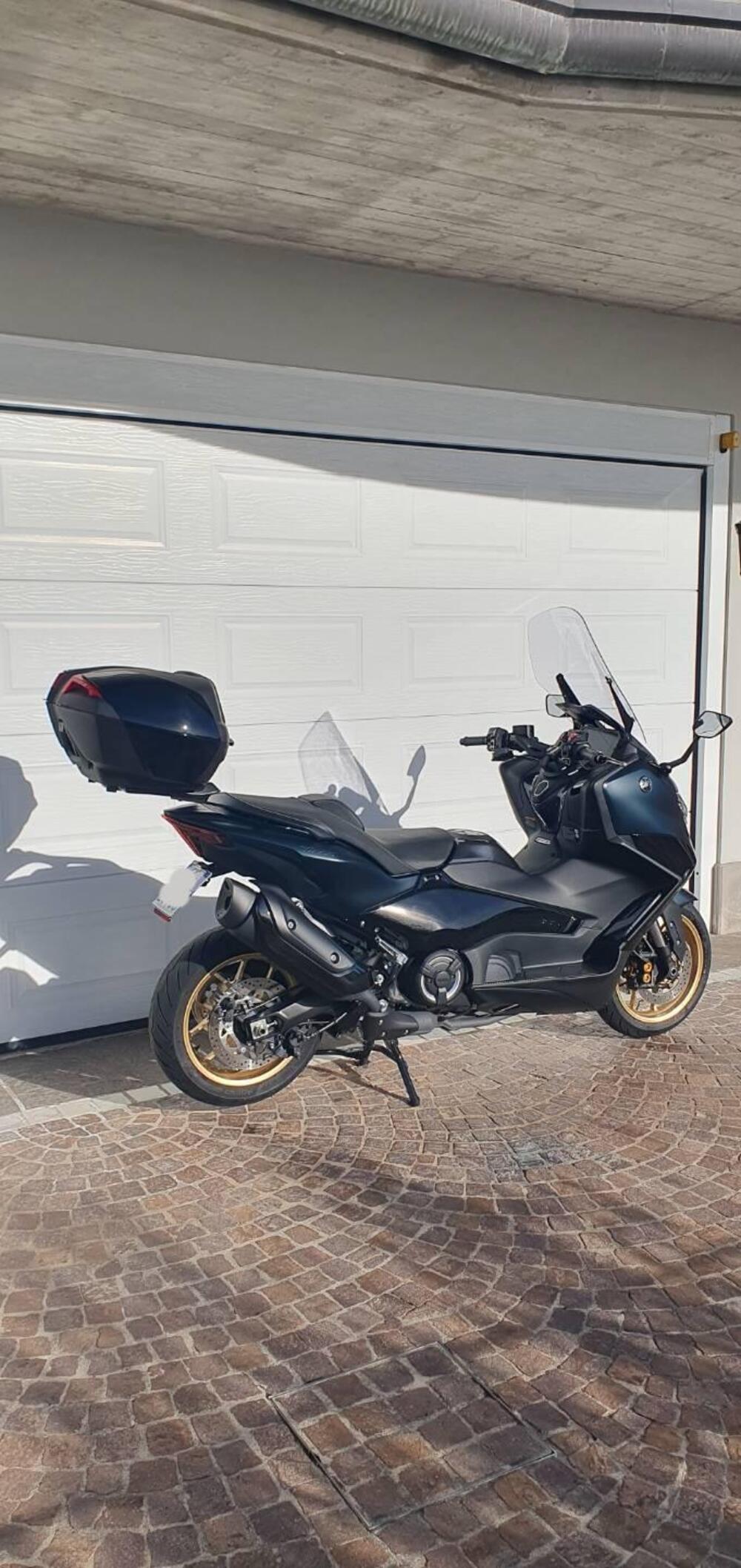 Yamaha T-Max 560 Tech Max (2022 - 24) (10)