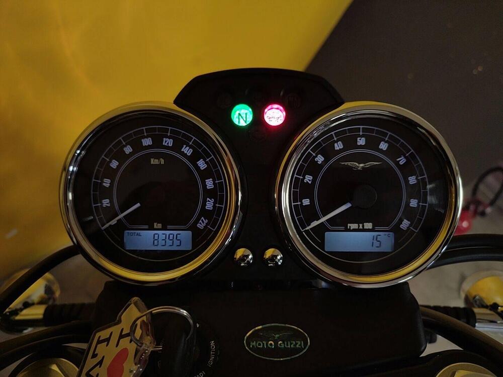 Moto Guzzi V7 Special (2012 - 14) (5)