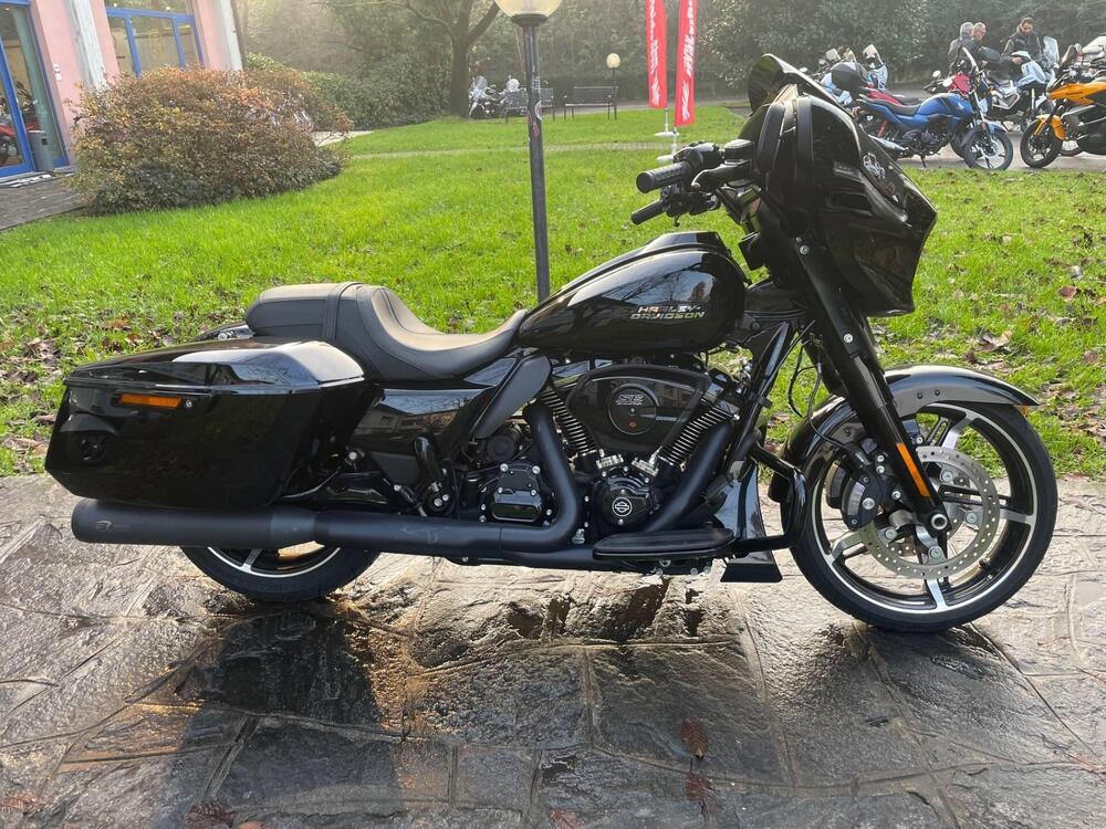 Harley-Davidson Street Glide (2024 - 25)