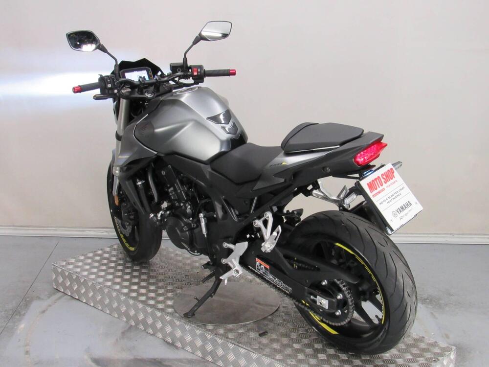 Honda CB 750 Hornet (2023 - 24) (5)