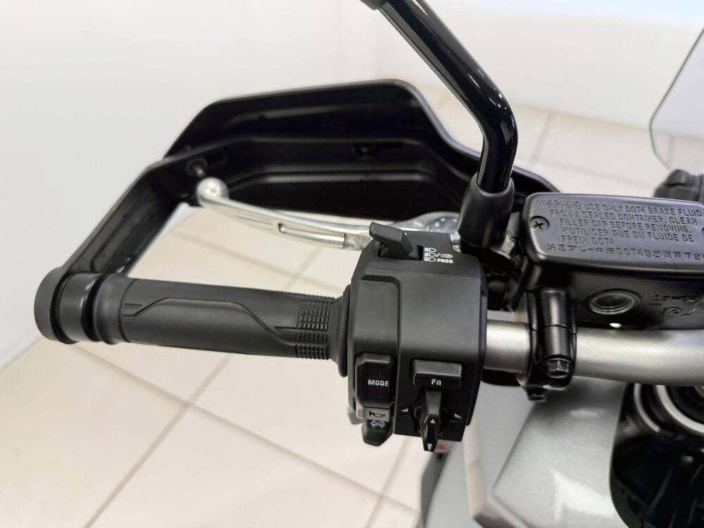 Honda X-ADV 750 DCT (2021 - 24) (10)