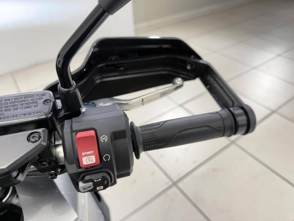 Honda X-ADV 750 DCT (2021 - 24) (11)