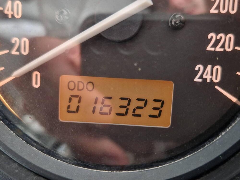 Suzuki SV 650 S (1999 - 02) (4)