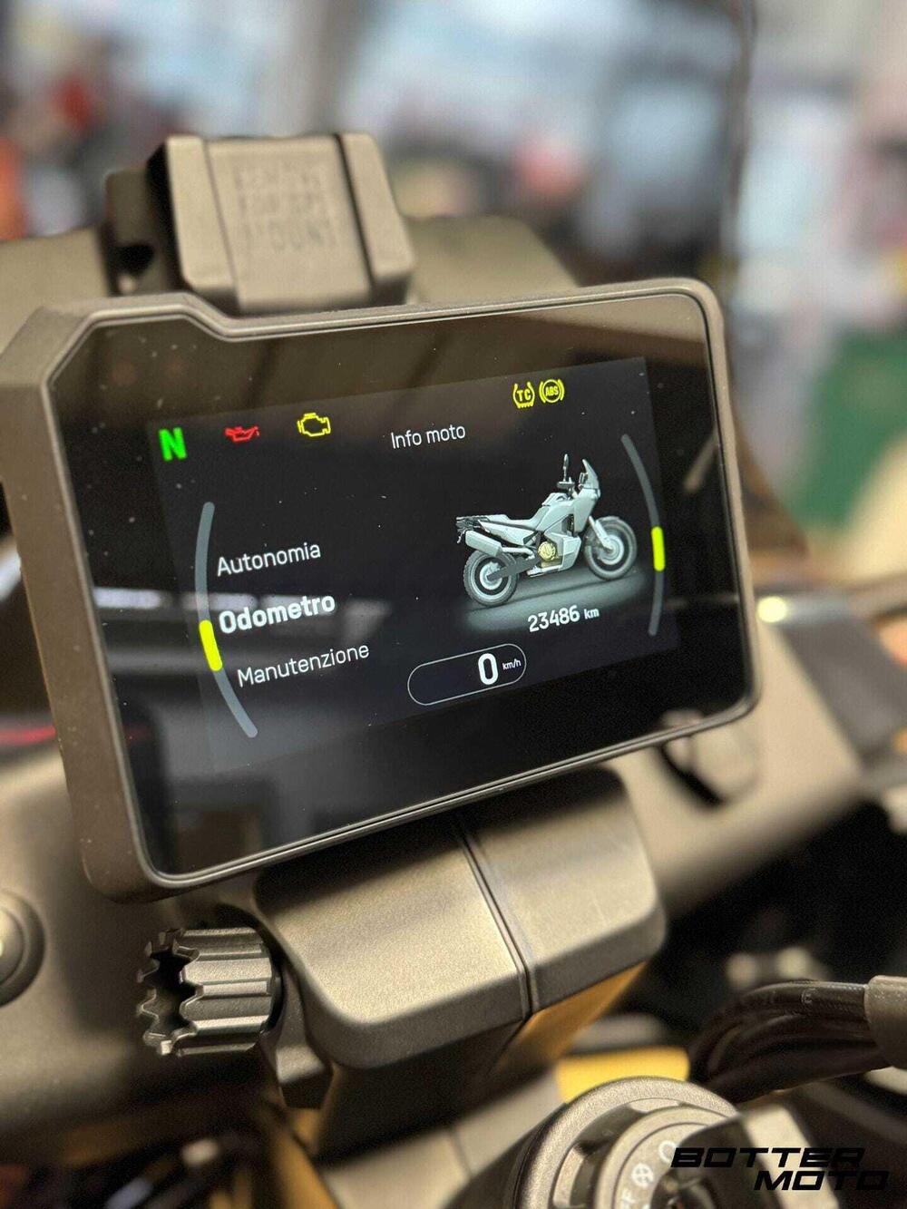 Husqvarna Norden 901 (2022 - 25) (2)