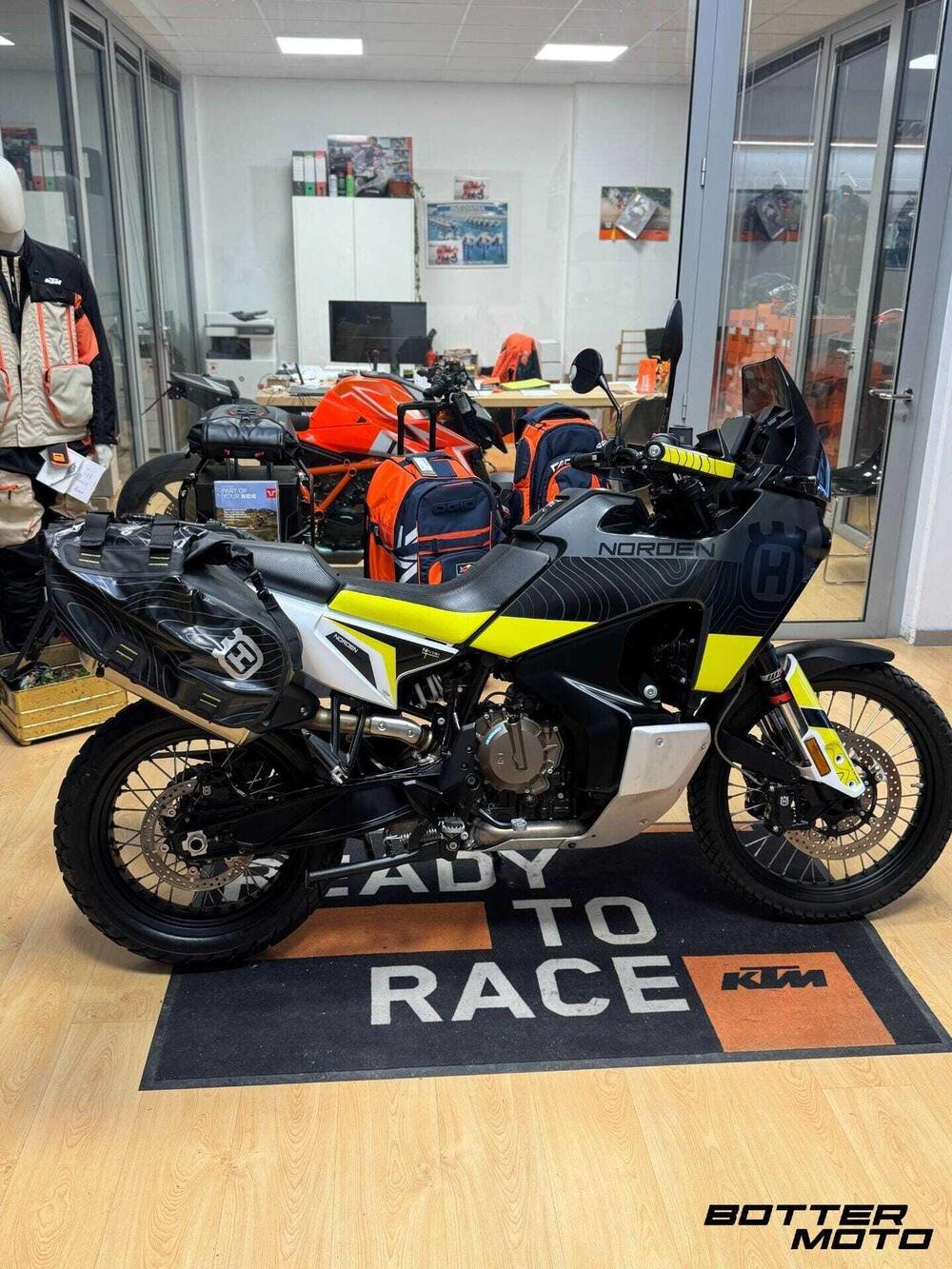 Husqvarna Norden 901 (2022 - 25) (8)