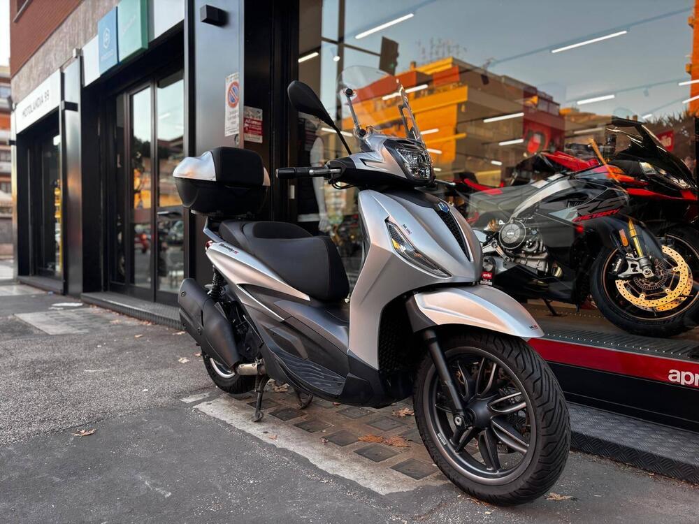 Piaggio Beverly 300 S ABS-ASR (2021 - 25) (6)