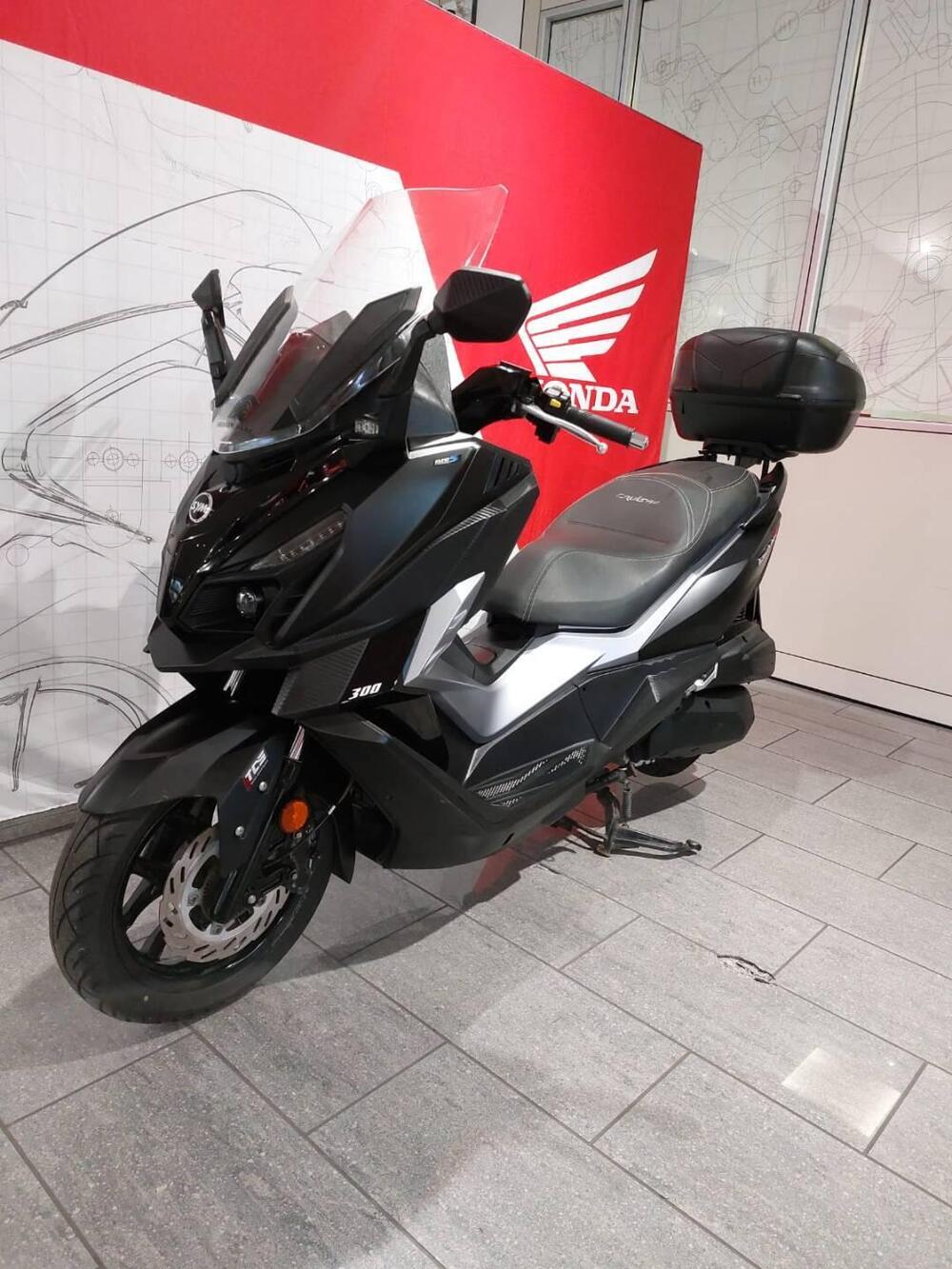 Sym Cruisym 300 (2021 - 24) (5)