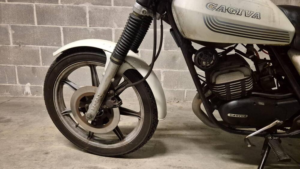 Cagiva sst 125 (8)
