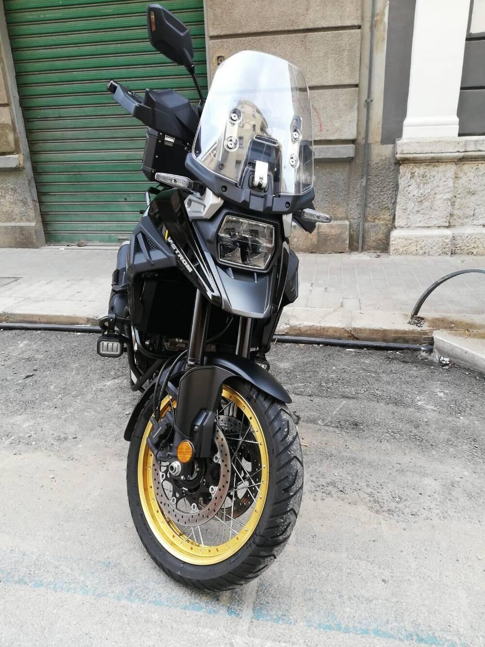 Suzuki V-Strom 1050XT (2020 - 23) (2)