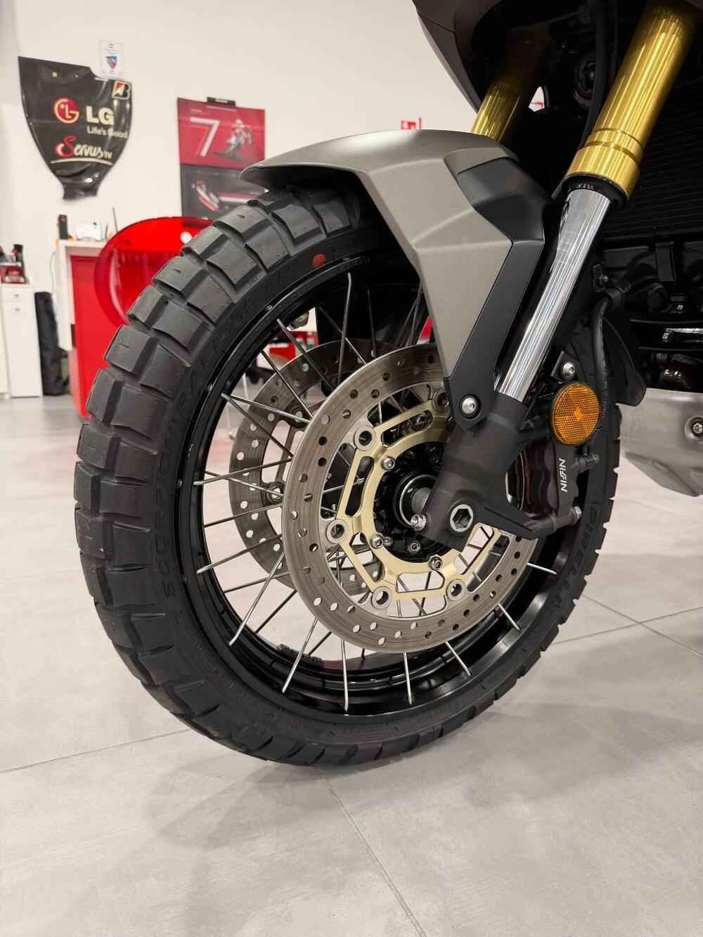 Honda X-ADV 750 (2017) (13)