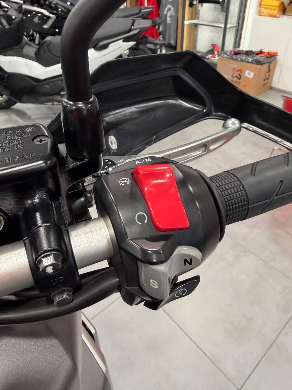 Honda X-ADV 750 (2017) (11)