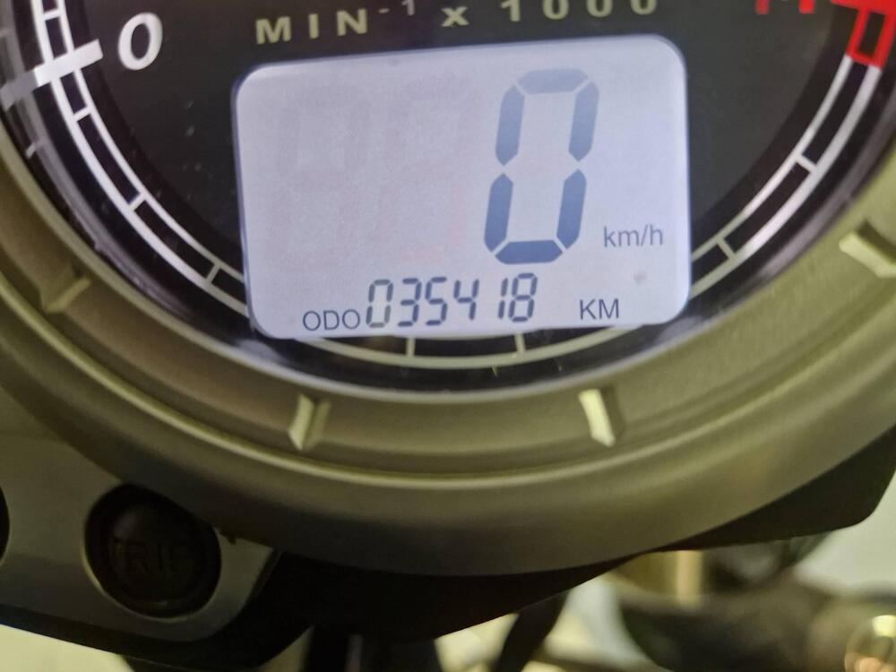 Triumph Street Triple (2007 - 12) (4)