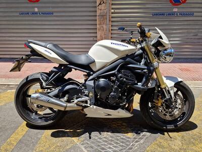 Triumph Street Triple (2007 - 12) usata