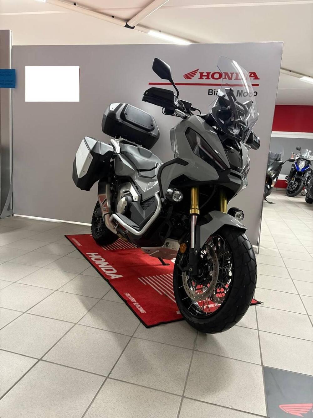 Honda X-ADV 750 DCT Travel (2021 - 24) (2)